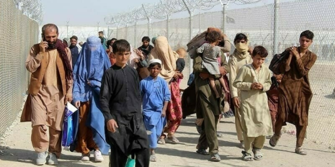 पाकिस्तान से अफगान शरणार्थियों