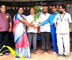 RRBHR आरआरबीएचआर हाई स्कूल और जूनियर कॉलेज में स्वाधीनता दिवस मना